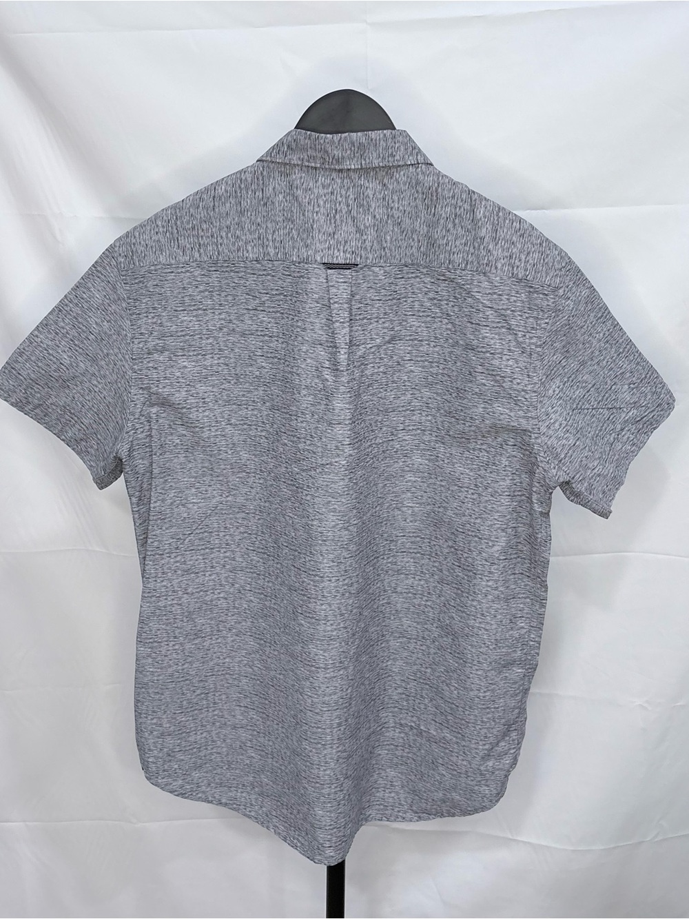 7 Diamonds Men's Short Sleeve Heathered Button-Down Shirt - Gray - Picture 4 of 8